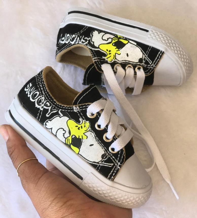 TENIS ALLSTAR BABY PRETO SNOOPY 827-4-1 - MX Vendas Online