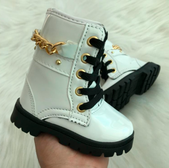 COTURNO BABY VERNIZ BRANCO CORRENTE - Código 1616-1