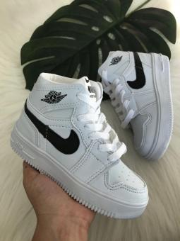 BOTINHA JUVENIL NIKE JORDAN AIR BRANCO