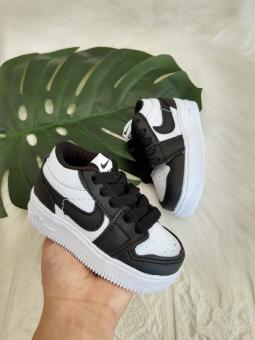 TENIS BABY NIKE JORDAN BCO/PRETO - Código 1838-1